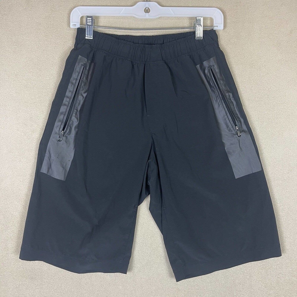 Lululemon Mens XS Black Athletic Shorts Faux Leather Pockets Elastic Waist Logo